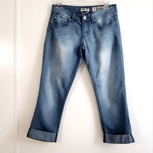 Indigo Rein Forever Size 5 Jean Capri Cuffed Light Blue